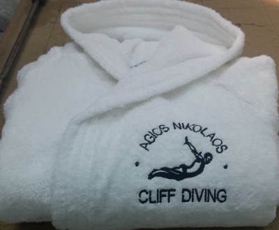 Διαφημιστικό Μπουρνούζι cliff diving